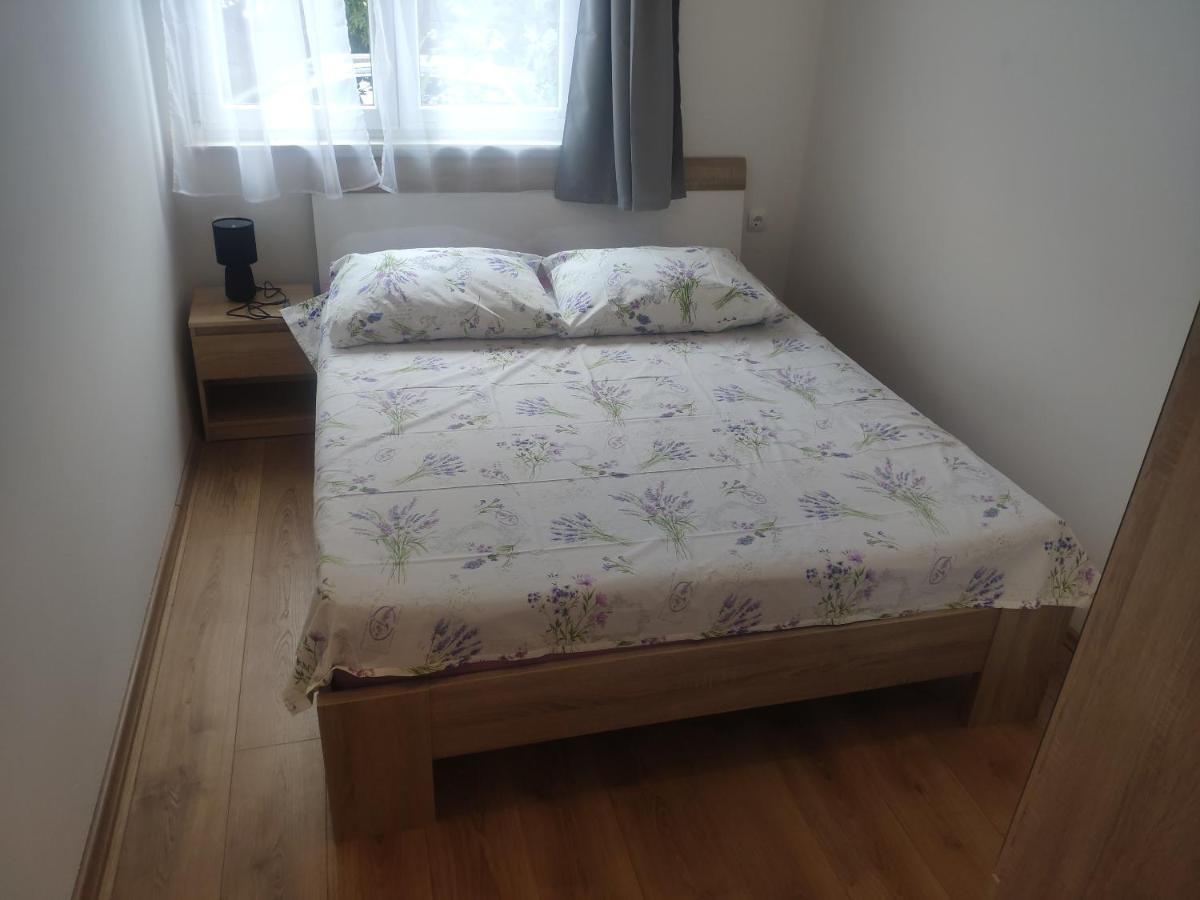Apartment Tome Biograd Na Moru Bagian luar foto