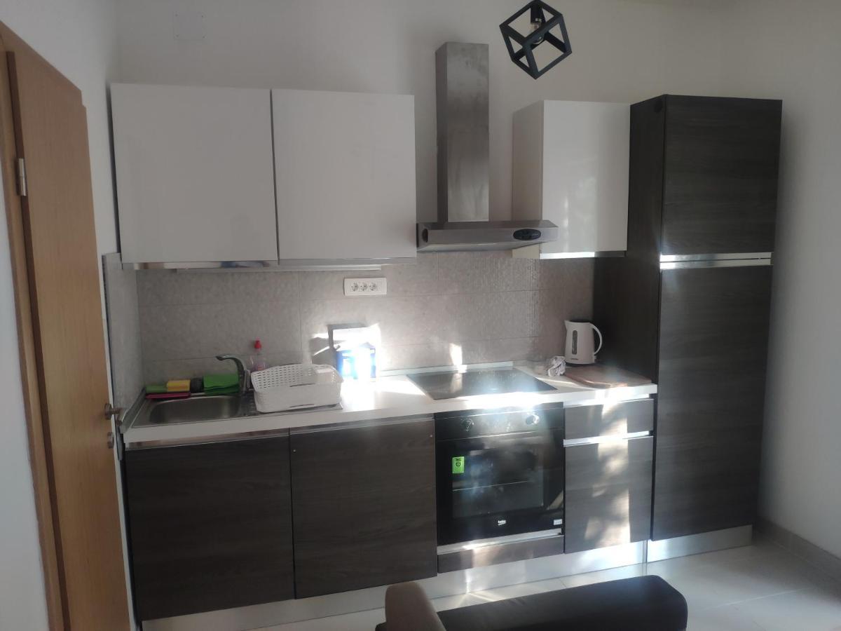 Apartment Tome Biograd Na Moru Bagian luar foto
