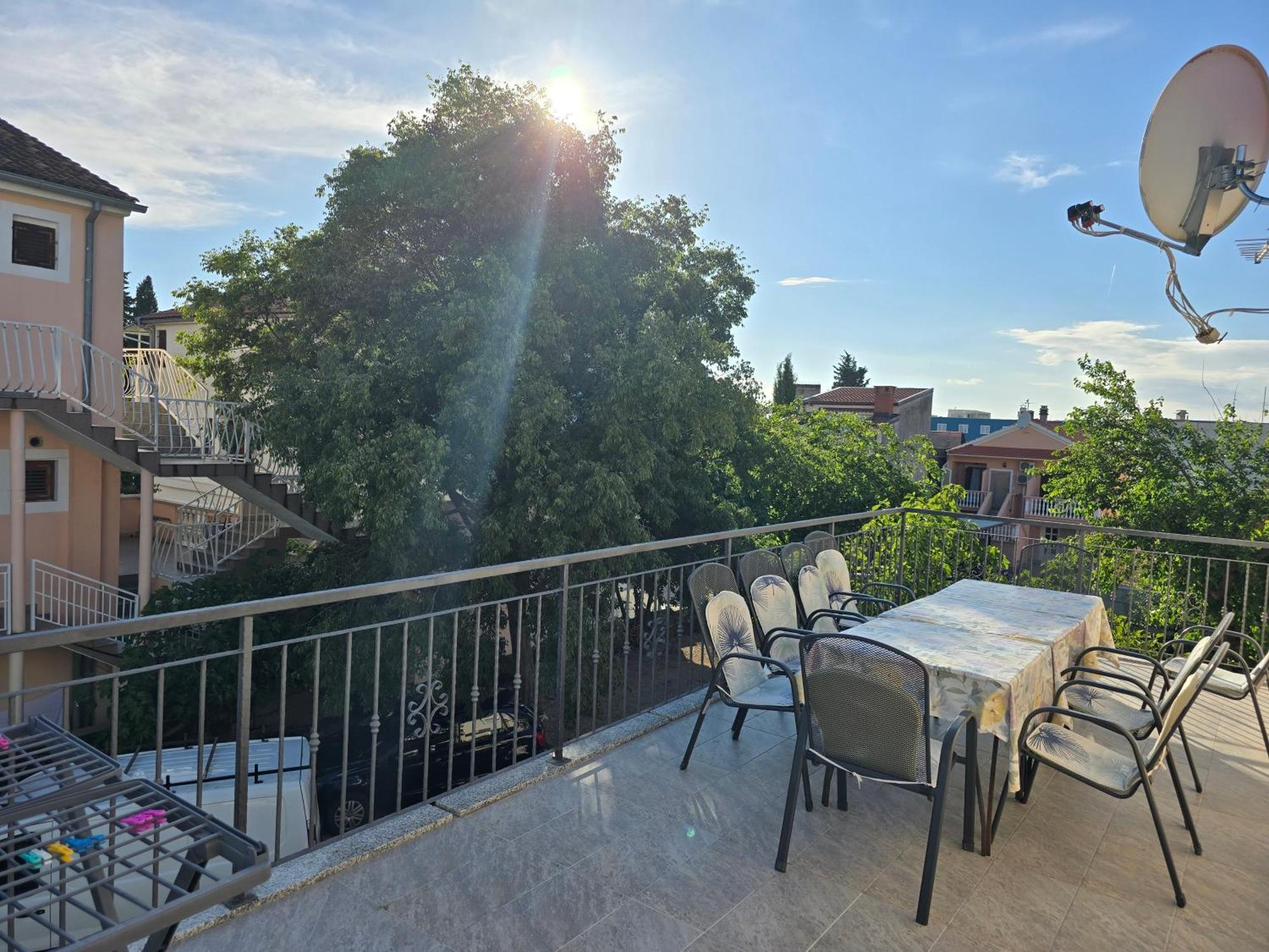 Apartment Tome Biograd Na Moru Bagian luar foto